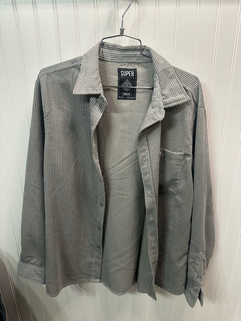 SUPER casual corduroy button-down shirt in gray